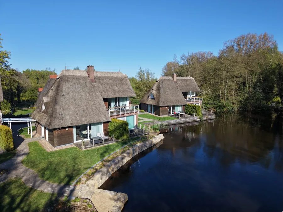 Die Residenz am kleinen Meer aus der Luft